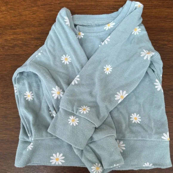 Kyte Baby Daisy Jogger Set. Please read description! - Picture 2 of 4